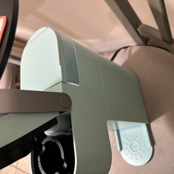 Keurig Single-Serve Coffee Maker - Mint Green - Picture 3 of 5